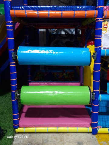 Rodillos instalados en juego modular